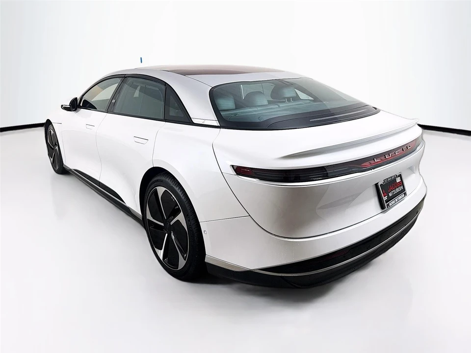 2024 Lucid Air - Image 5 of 15