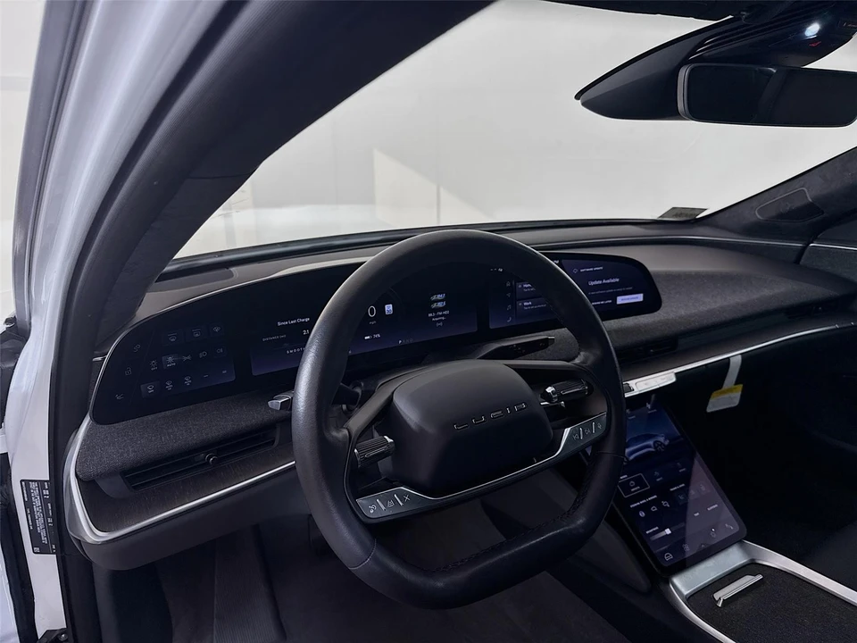 2024 Lucid Air - Image 6 of 15