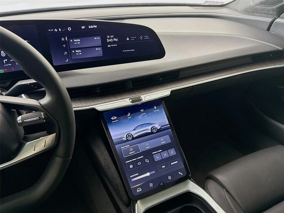 2024 Lucid Air - Image 14 of 21