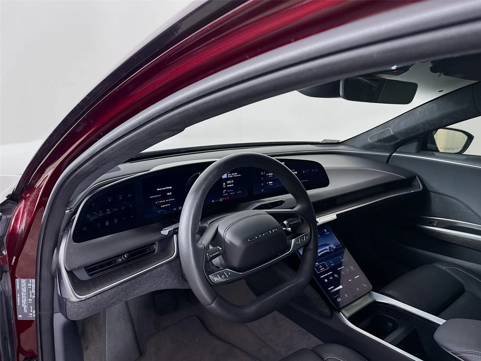 2024 Lucid Air - Image 9 of 21