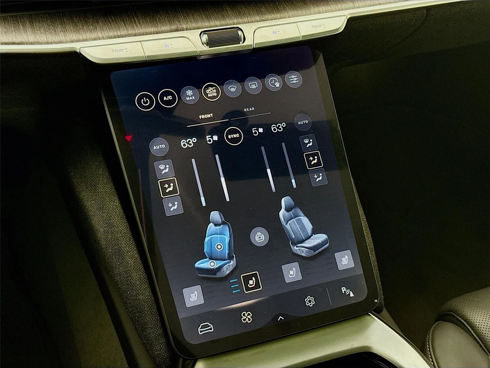 2024 Lucid Air - Image 15 of 21