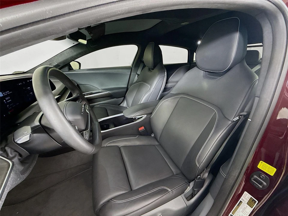 2024 Lucid Air - Image 18 of 21