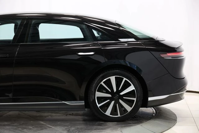 2024 Lucid Air - Image 9 of 12