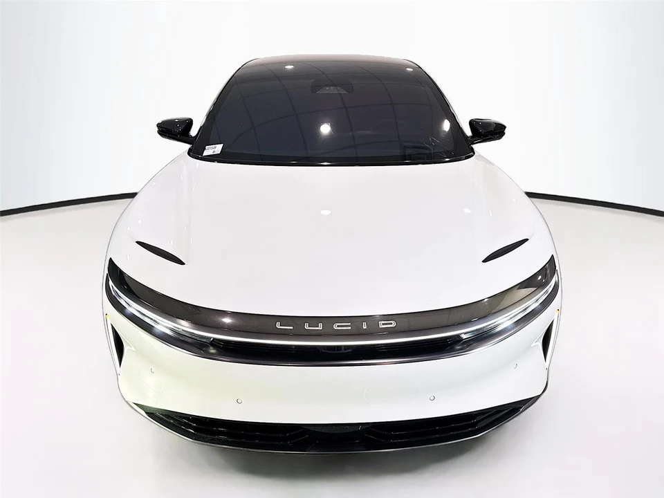 2024 Lucid Air - Image 2 of 15