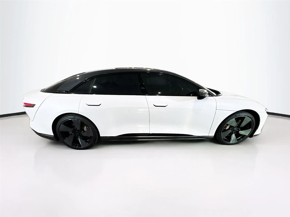 2024 Lucid Air - Image 7 of 15
