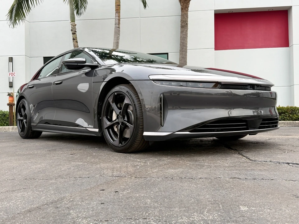 2024 Lucid Air - Image 20 of 21