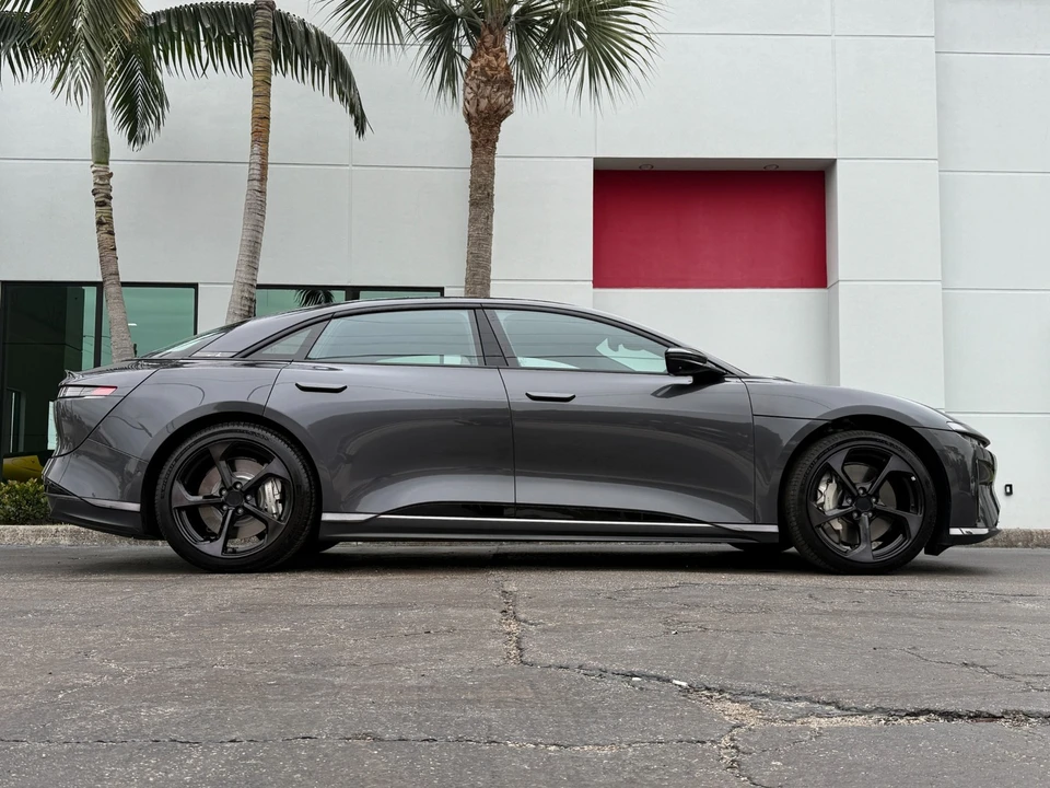 2024 Lucid Air - Image 6 of 21