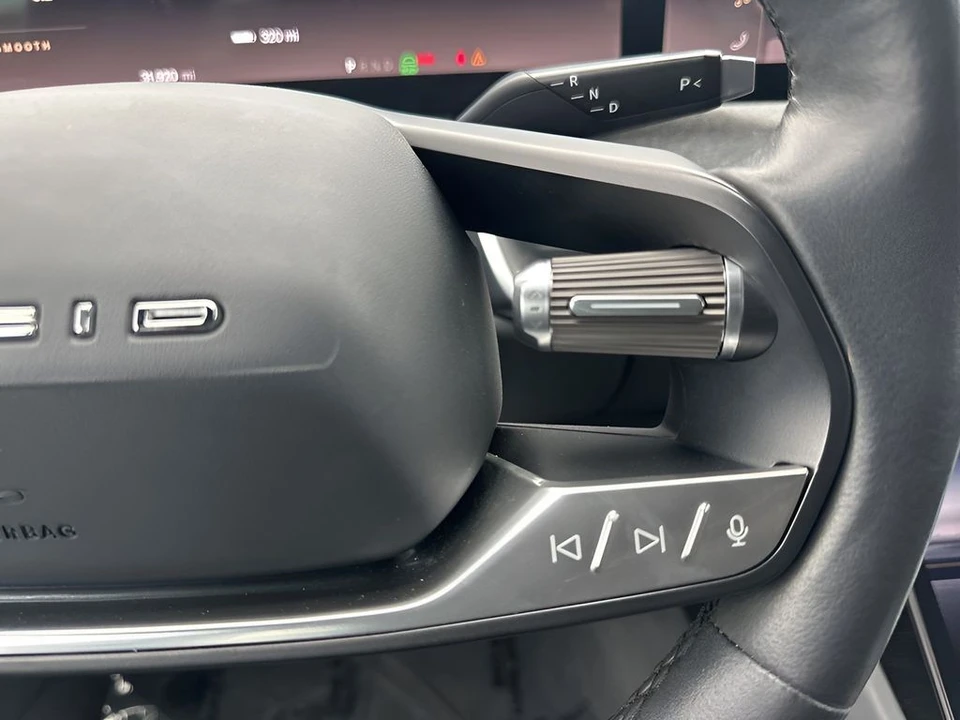 2024 Lucid Air - Image 16 of 21
