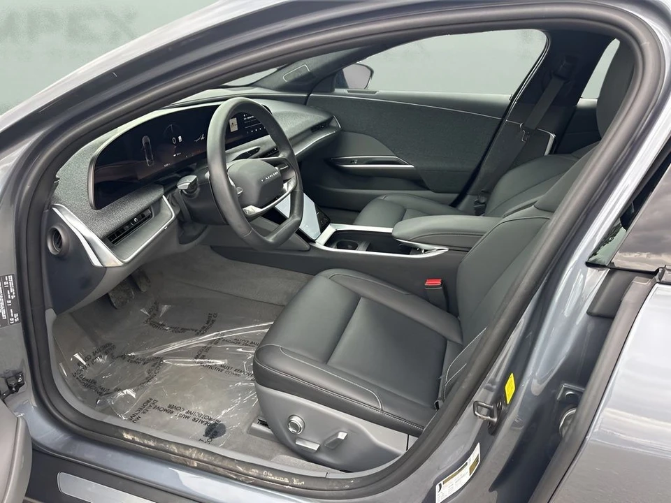 2024 Lucid Air - Image 9 of 21