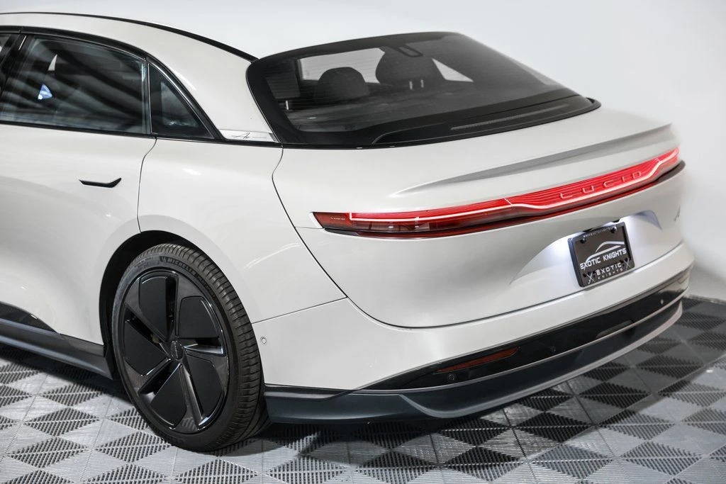 2024 Lucid Air - Image 16 of 21