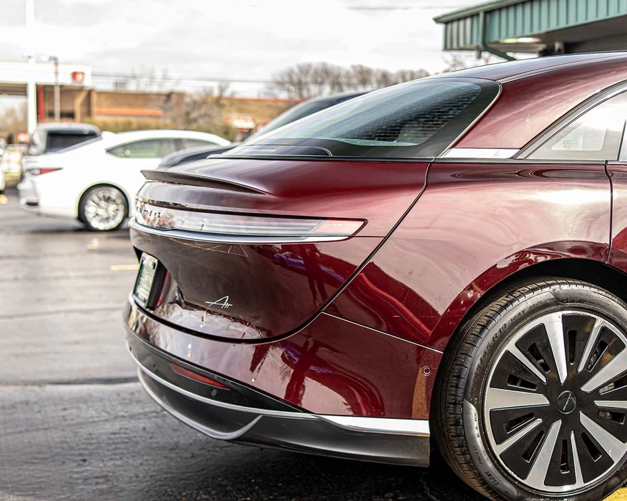 2024 Lucid Air - Image 14 of 21