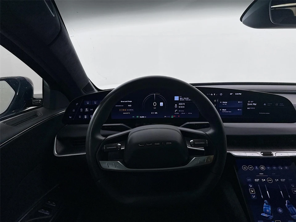 2024 Lucid Air - Image 19 of 21