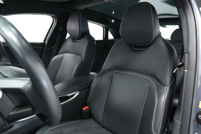 2024 Lucid Air - Image 14 of 21