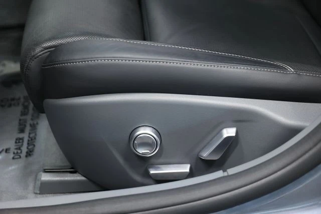 2024 Lucid Air - Image 13 of 21