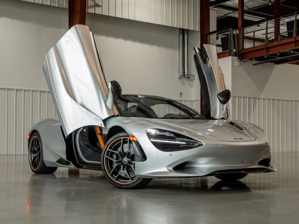 2024 McLaren 750S - Image 16 of 31