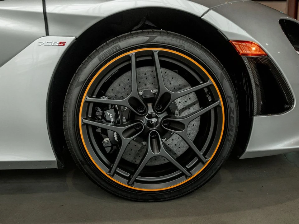 2024 McLaren 750S - Image 5 of 31