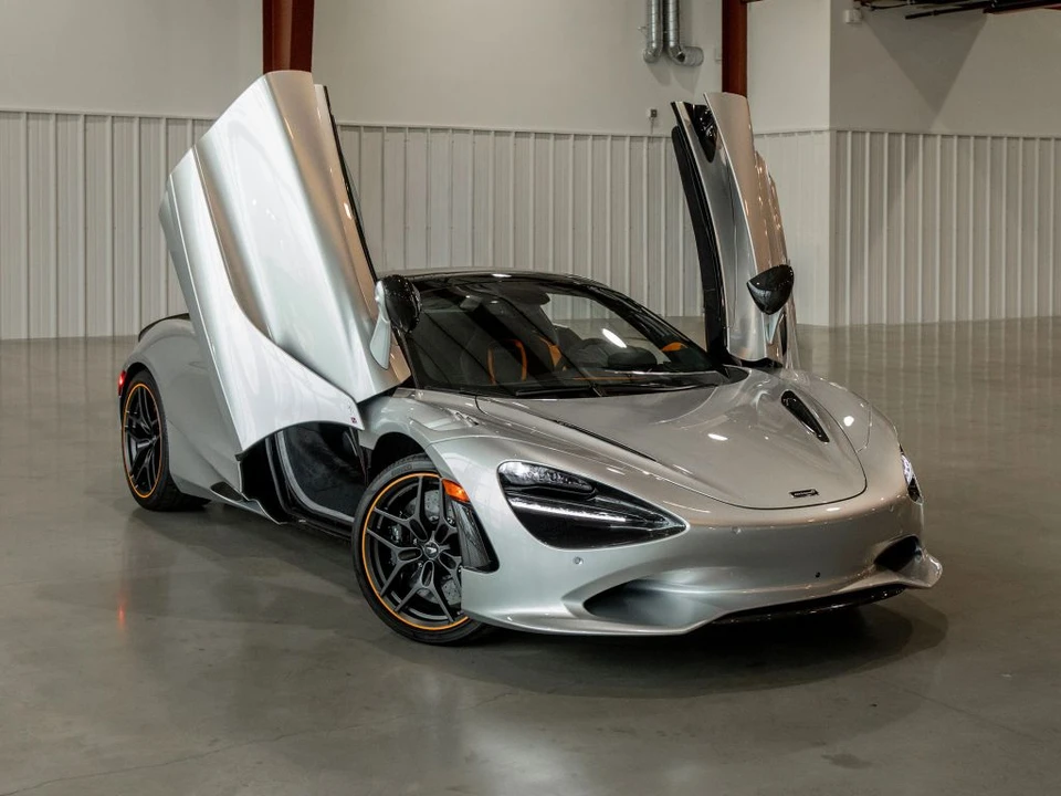 2024 McLaren 750S - Image 17 of 31