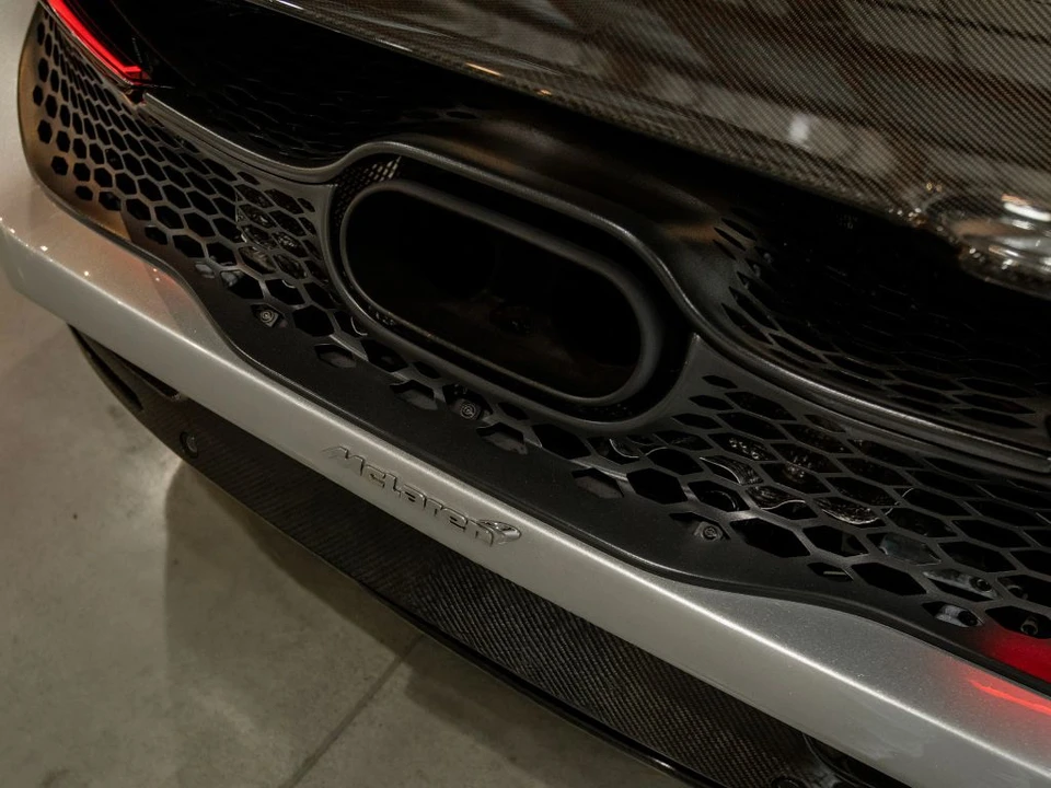 2024 McLaren 750S - Image 26 of 31