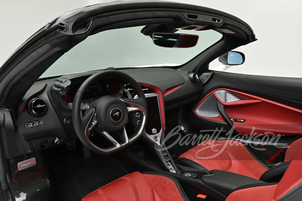 2024 McLaren 750S Spider - Image 3 of 31