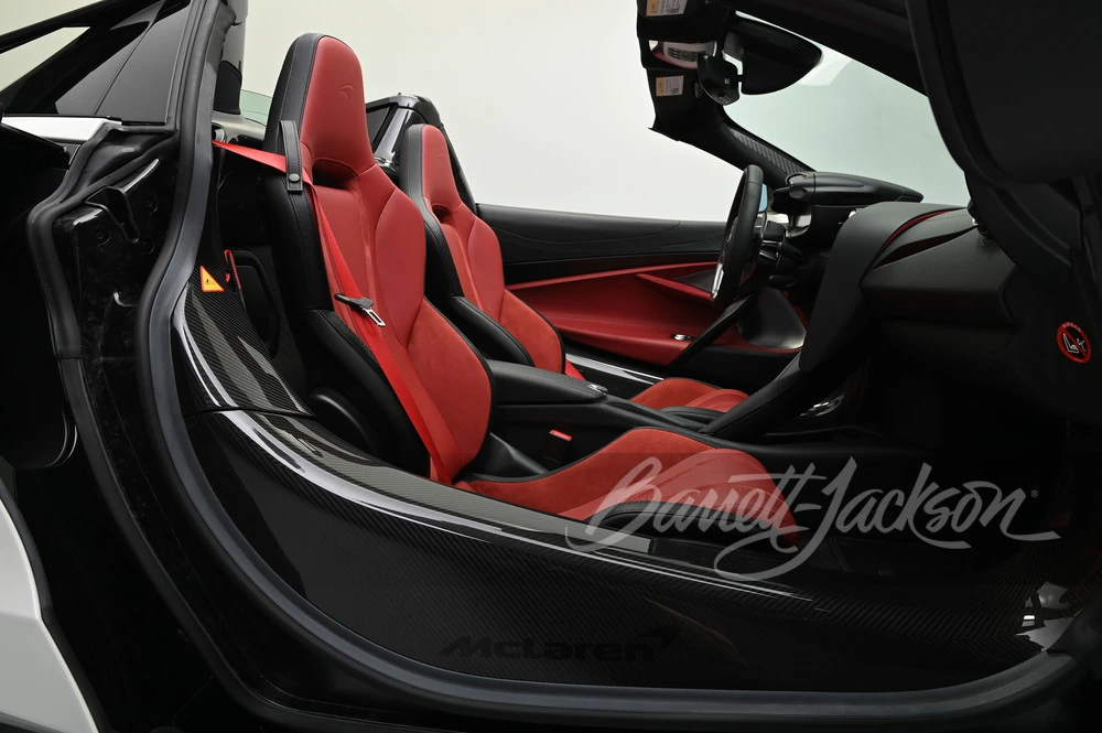 2024 McLaren 750S Spider - Image 9 of 31