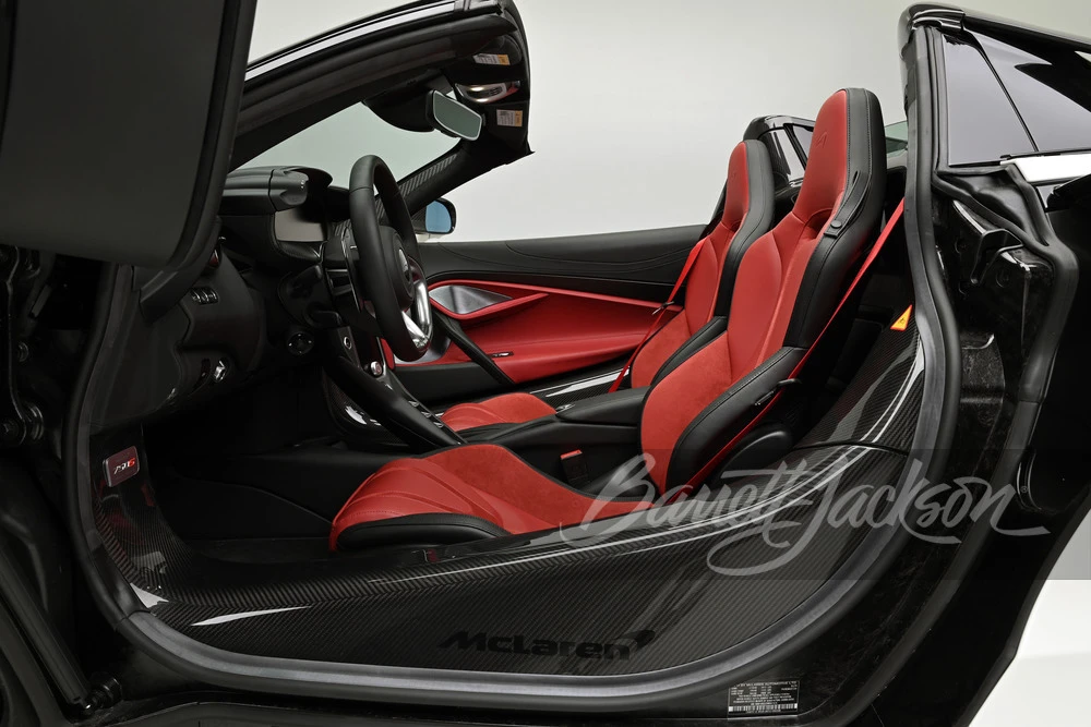 2024 McLaren 750S Spider - Image 12 of 31