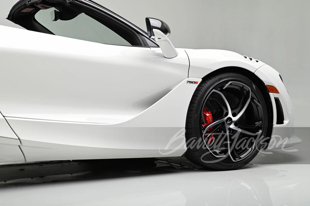 2024 McLaren 750S Spider - Image 30 of 31