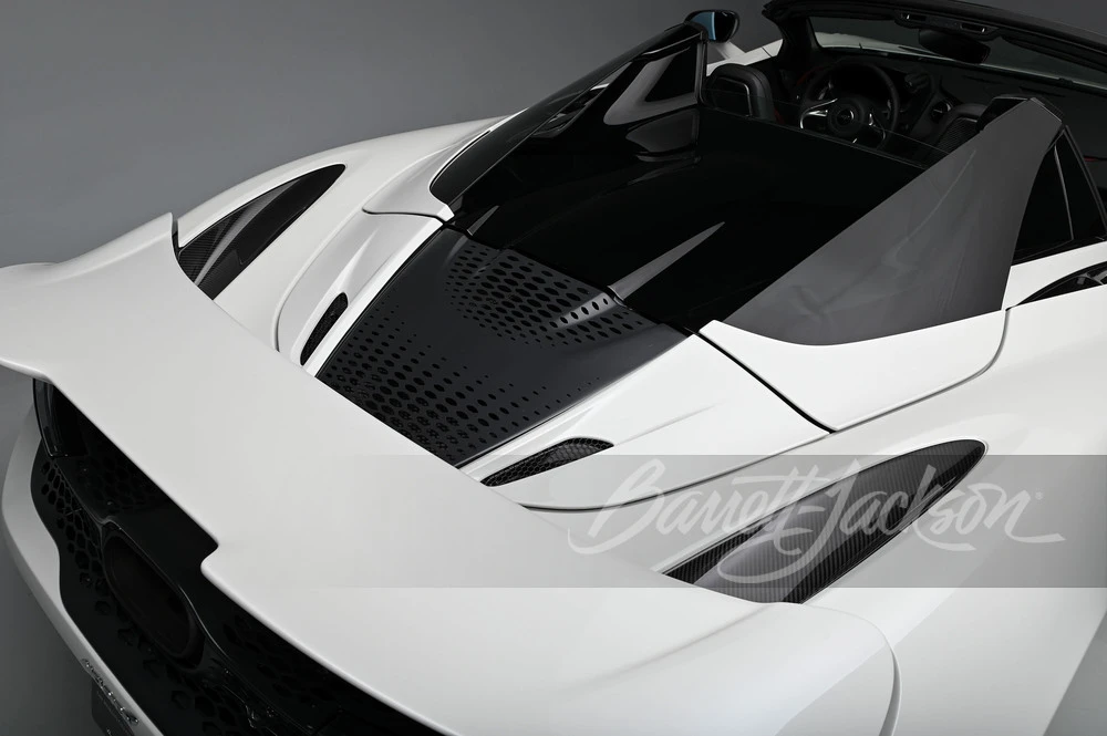 2024 McLaren 750S Spider - Image 28 of 31