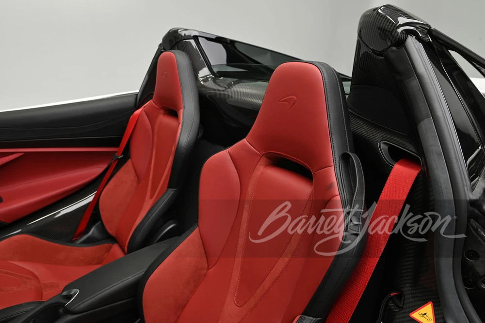 2024 McLaren 750S Spider - Image 14 of 31