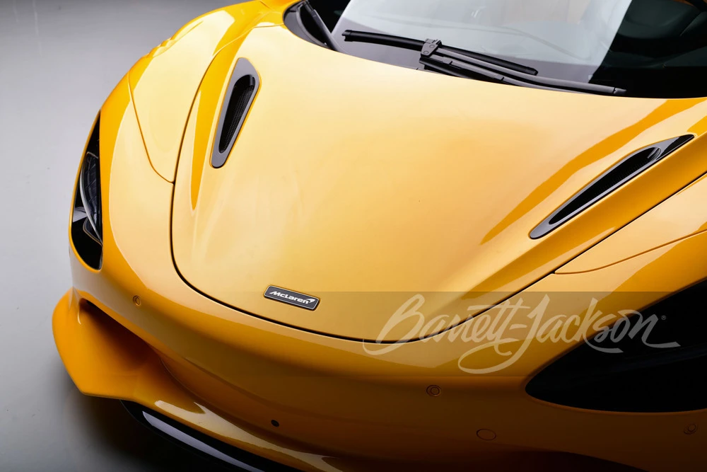 2024 McLaren 750S Spider - Image 18 of 20