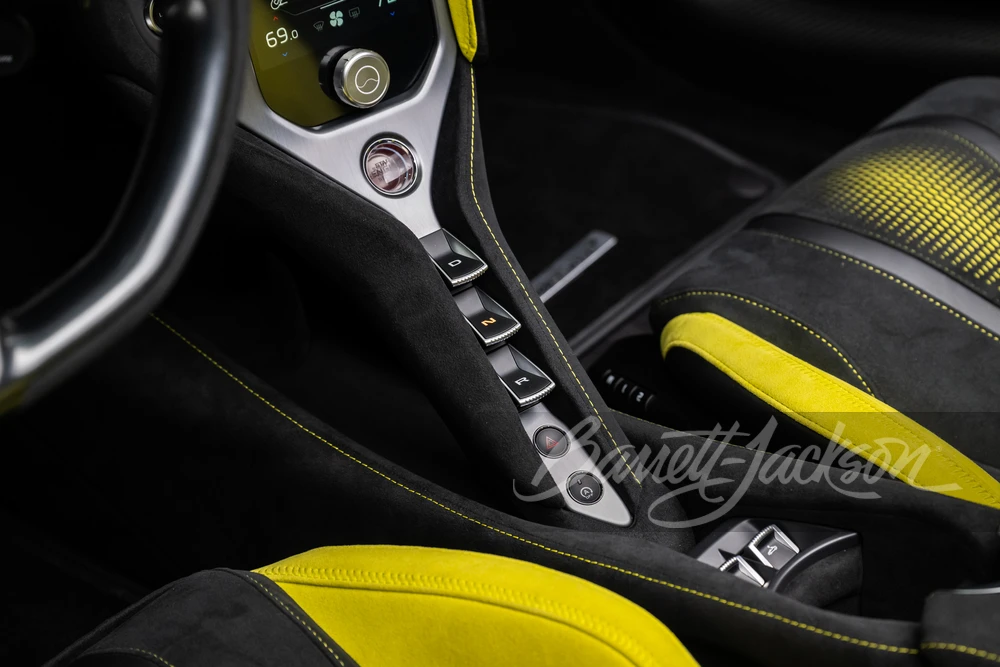 2024 McLaren 750S Spider - Image 11 of 31