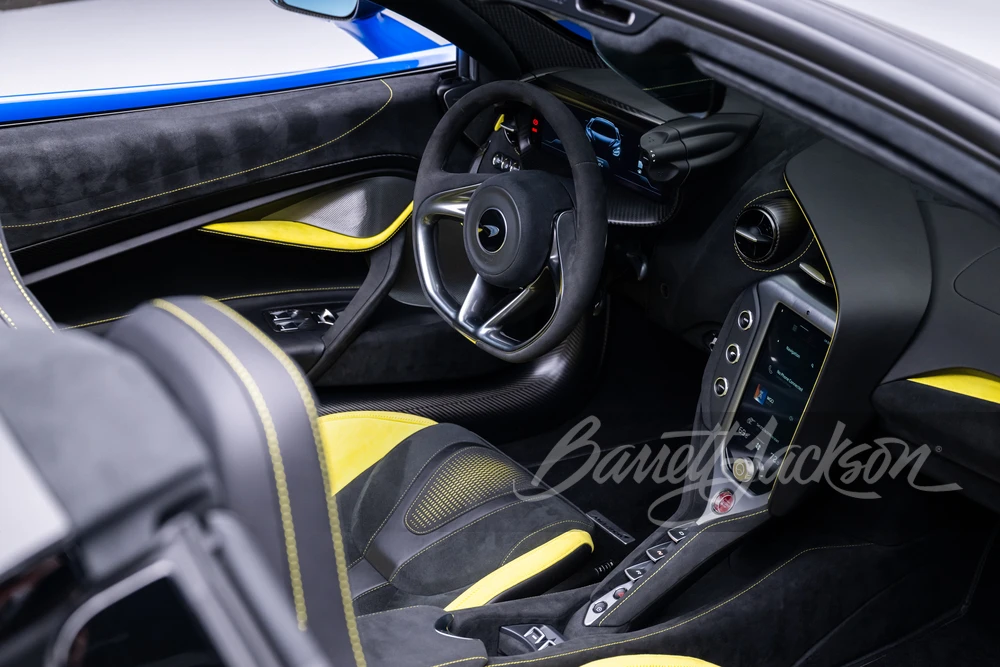 2024 McLaren 750S Spider - Image 17 of 31