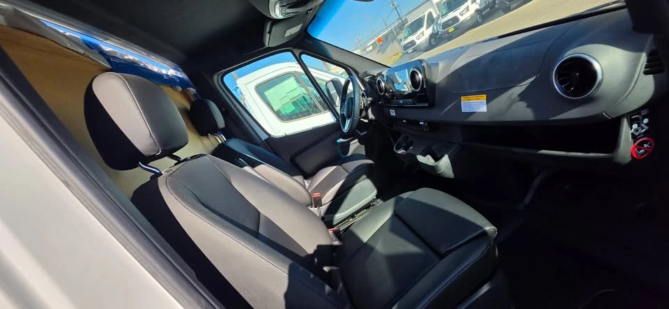 2024 Mercedes-Benz VS30 Sprinter - Image 15 of 20