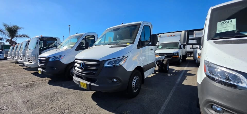 2024 Mercedes-Benz VS30 Sprinter - Image 4 of 20
