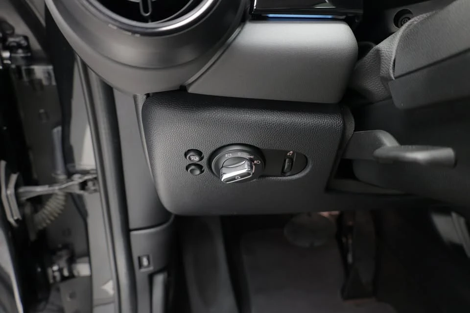 2024 Mini Mini Cooper S 3rd Gen - Image 17 of 20