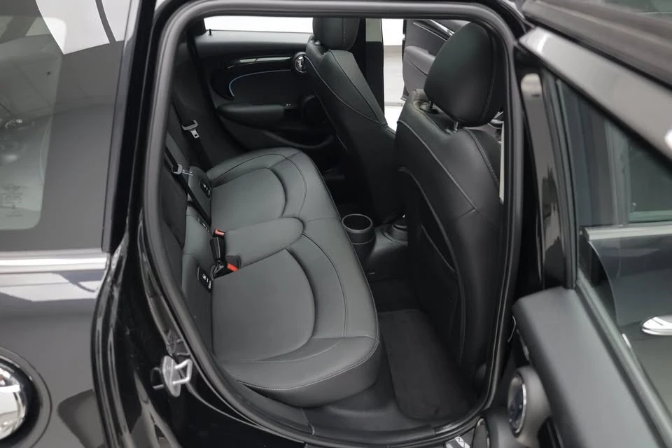 2024 Mini Mini Cooper S 3rd Gen - Image 14 of 20