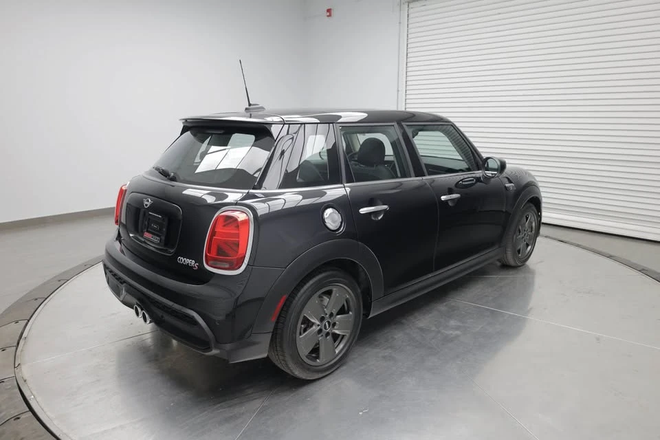 2024 Mini Mini Cooper S 3rd Gen - Image 6 of 20