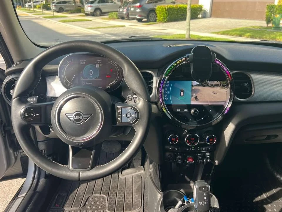 2024 Mini Mini Cooper S 3rd Gen - Image 4 of 8