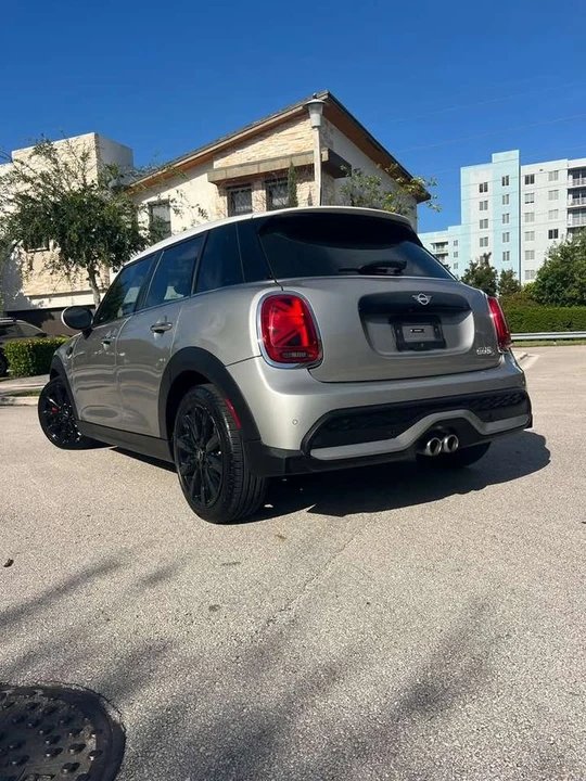 2024 Mini Mini Cooper S 3rd Gen - Image 7 of 8