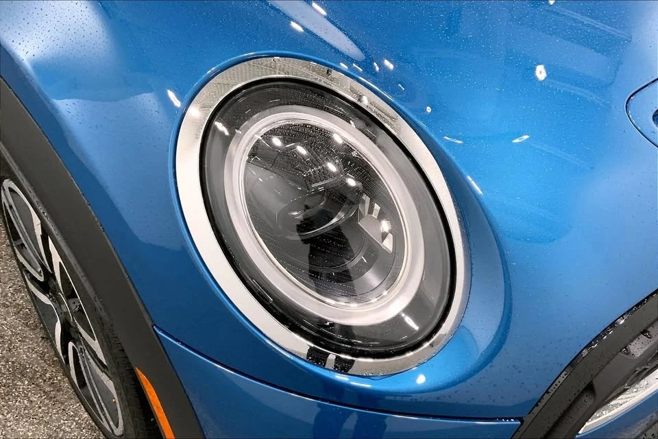 2024 Mini Mini Cooper S 3rd Gen - Image 17 of 20