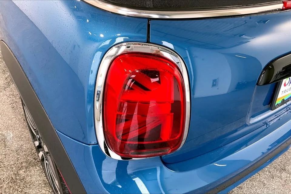 2024 Mini Mini Cooper S 3rd Gen - Image 18 of 20