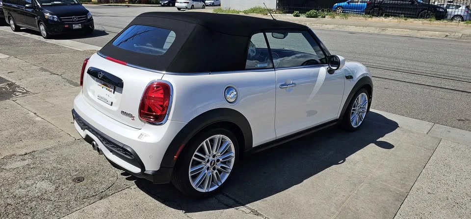 2024 Mini Mini Cooper S 3rd Gen - Image 7 of 11