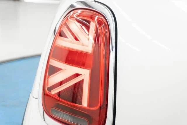 2024 Mini Mini Cooper S 3rd Gen - Image 5 of 20
