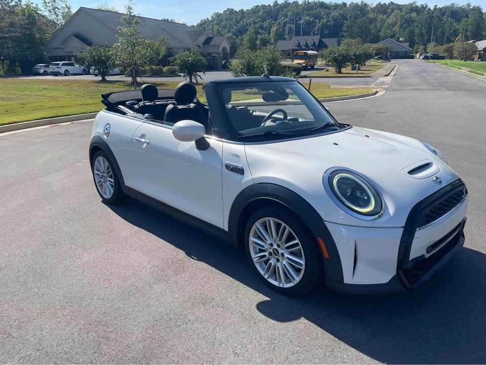 2024 Mini Mini Cooper S 3rd Gen - Image 2 of 12