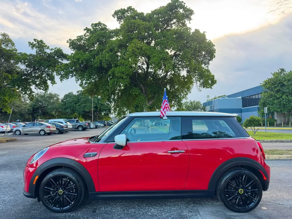 2024 Mini Mini 3rd Gen - Image 9 of 13
