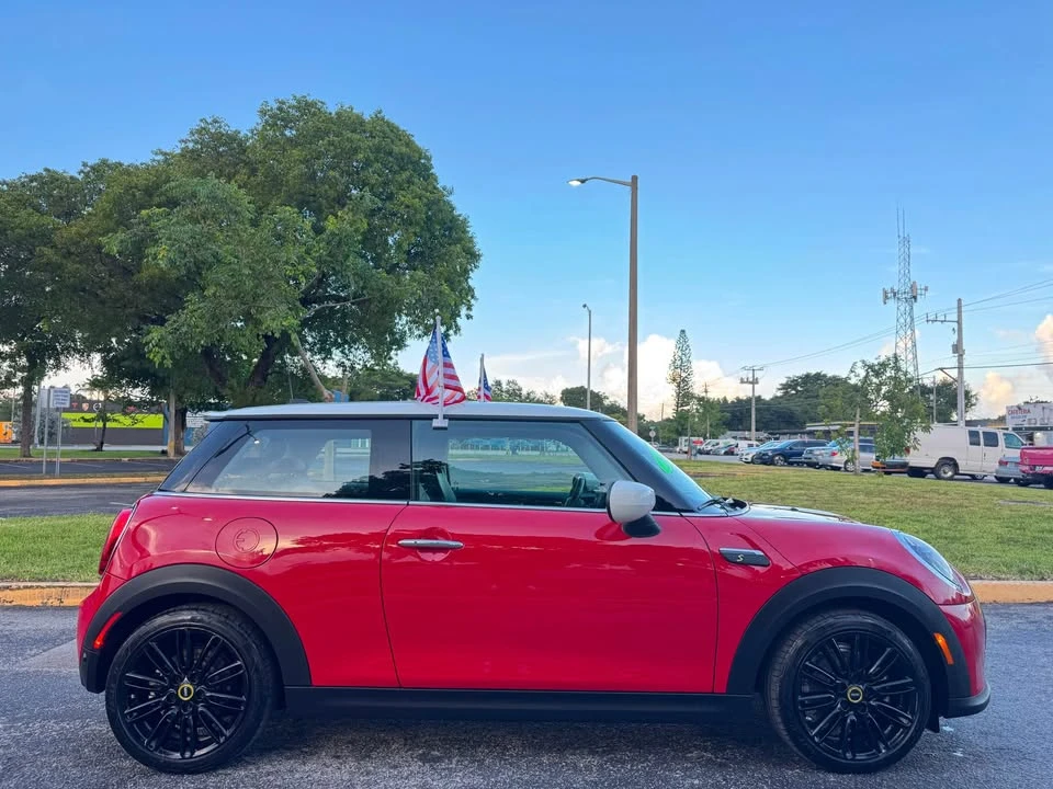 2024 Mini Mini 3rd Gen - Image 8 of 13