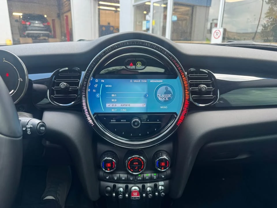 2024 Mini Mini Cooper S 3rd Gen - Image 14 of 17