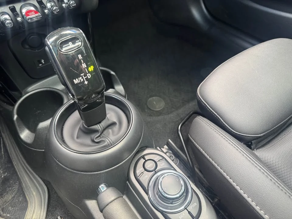 2024 Mini Mini Cooper S 3rd Gen - Image 15 of 17