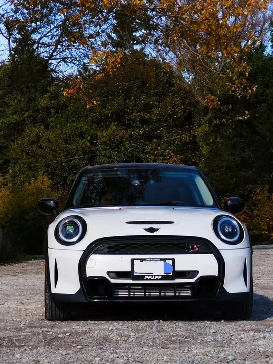 2024 Mini Mini Cooper S 3rd Gen - Image 3 of 5