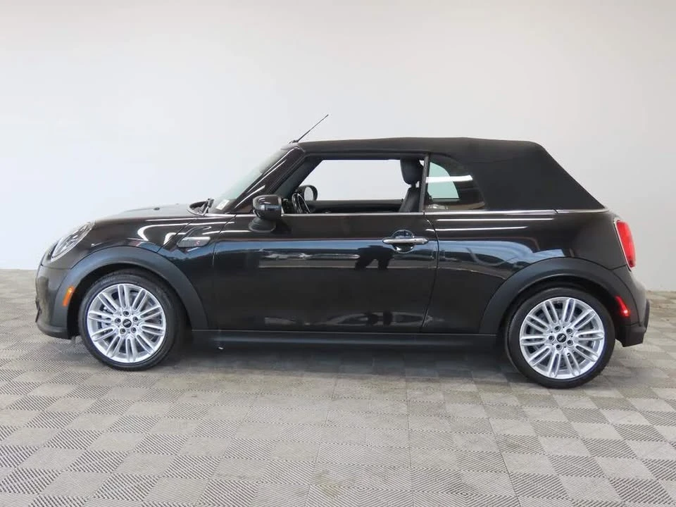 2024 Mini Mini Cooper S 3rd Gen - Image 5 of 16