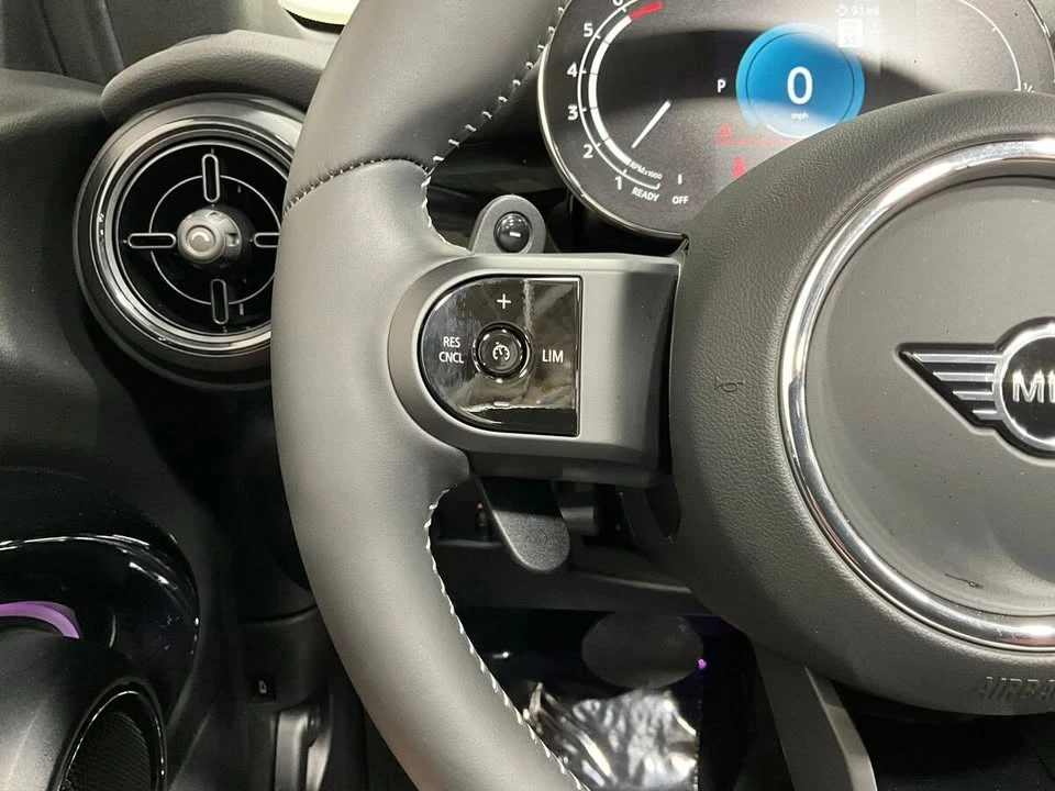 2024 Mini Mini Cooper S 3rd Gen - Image 18 of 19